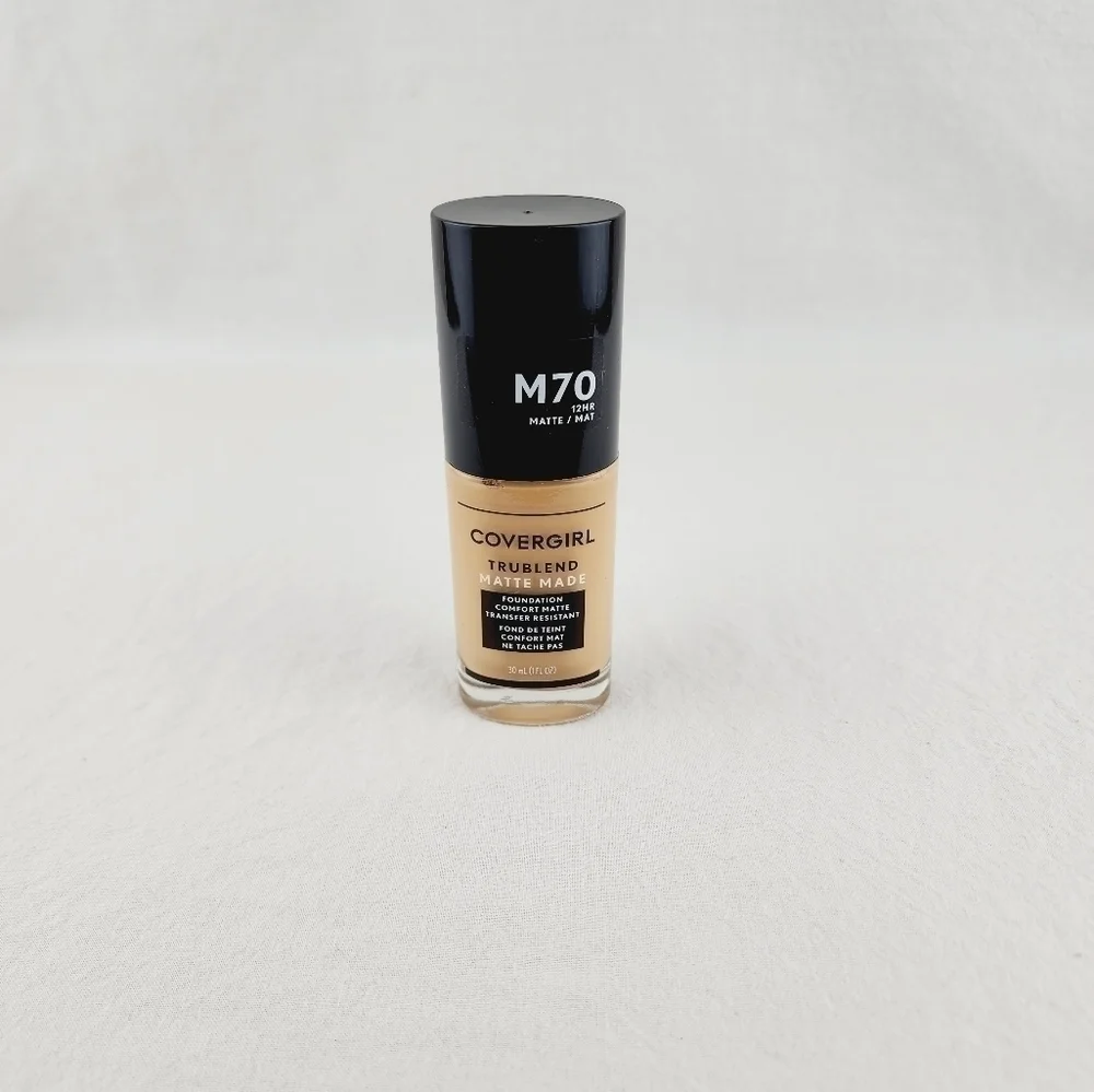 Covergirl trublend matte made liquid foundation 12 HOURS Shade M70